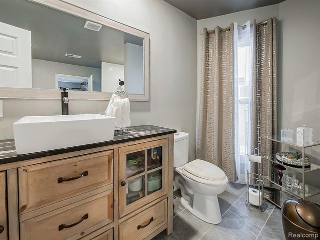 420 Mount Vernon Street, Detroit, MI 48202