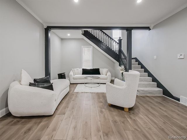 420 Mount Vernon Street, Detroit, MI 48202