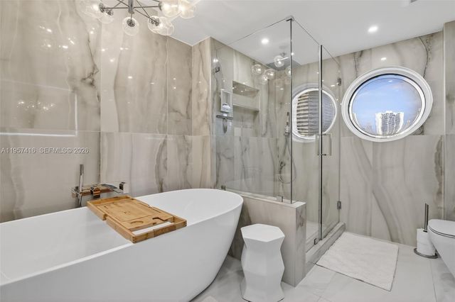 1000 W Island Blvd 1009, Aventura, FL 33160