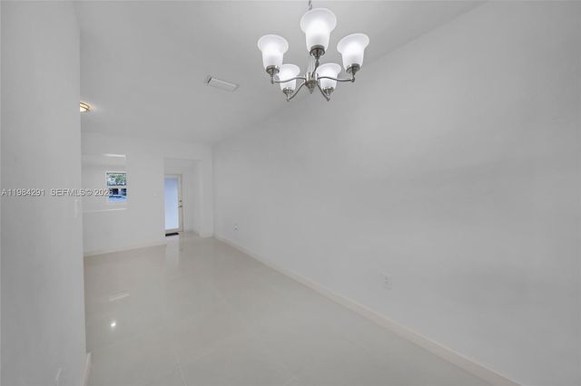 27 Suffolk Ave 0, Hialeah, FL 33010