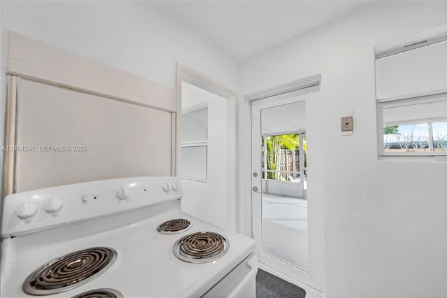 27 Suffolk Ave 0, Hialeah, FL 33010