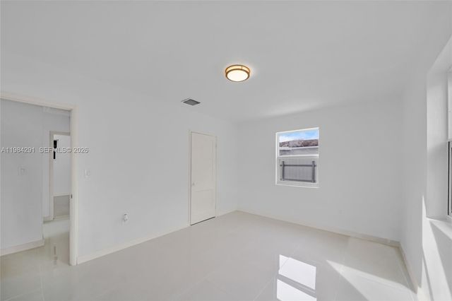 27 Suffolk Ave 0, Hialeah, FL 33010