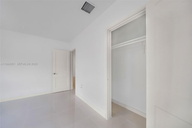 27 Suffolk Ave 0, Hialeah, FL 33010