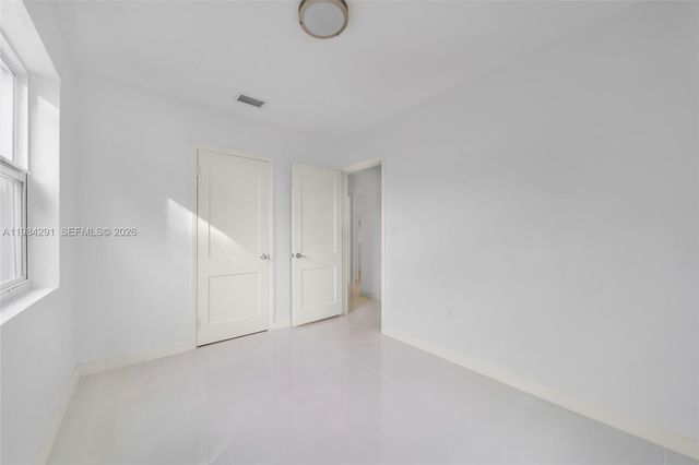 27 Suffolk Ave 0, Hialeah, FL 33010