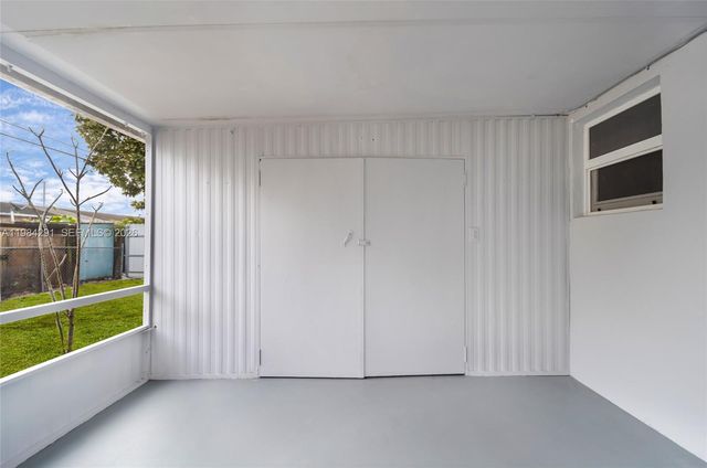 27 Suffolk Ave 0, Hialeah, FL 33010