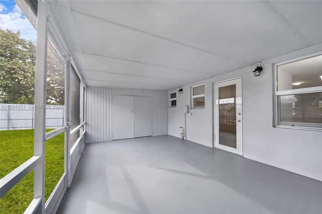 27 Suffolk Ave 0, Hialeah, FL 33010