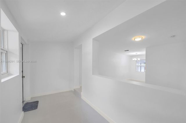 27 Suffolk Ave 0, Hialeah, FL 33010