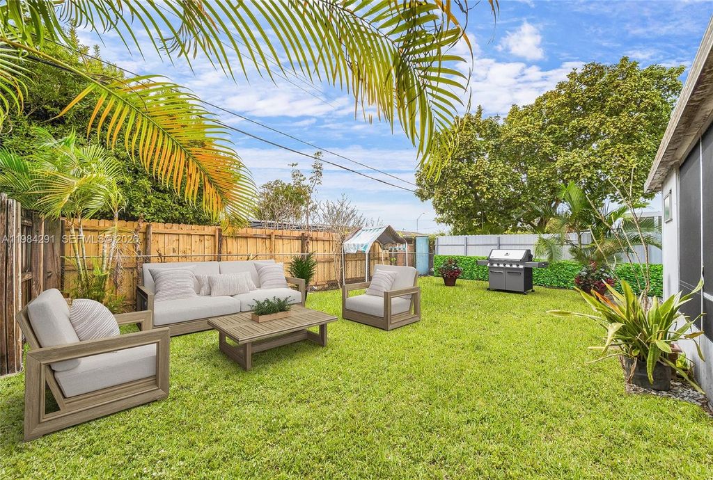 27 Suffolk Ave 0, Hialeah, FL 33010