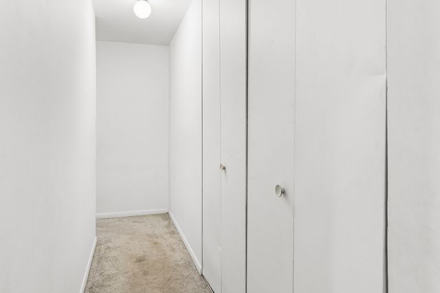 6818 Roberts Drive 6, Woodridge, IL 60517