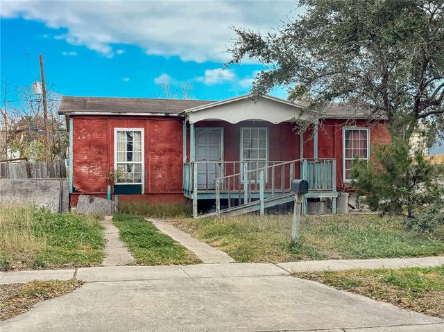 1714 Tarlton St, Corpus Christi, TX 78415