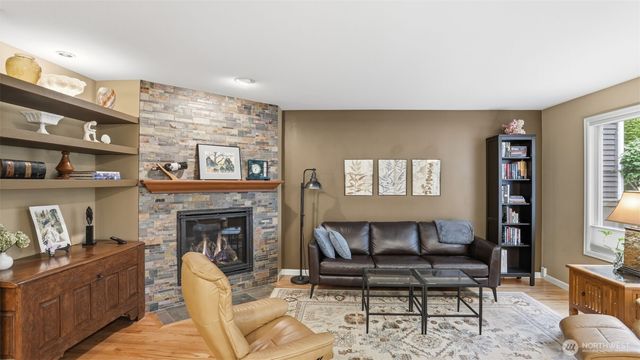 25812 SE 41st Street, Sammamish, WA 98029