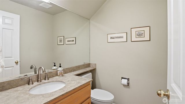 25812 SE 41st Street, Sammamish, WA 98029