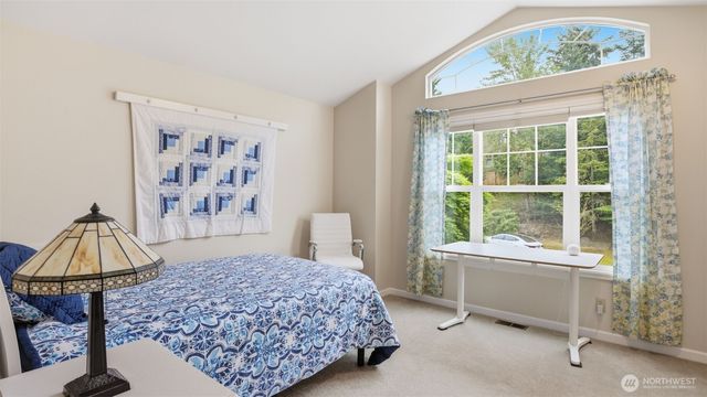 25812 SE 41st Street, Sammamish, WA 98029
