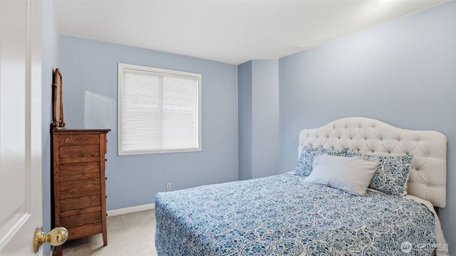 25812 SE 41st Street, Sammamish, WA 98029