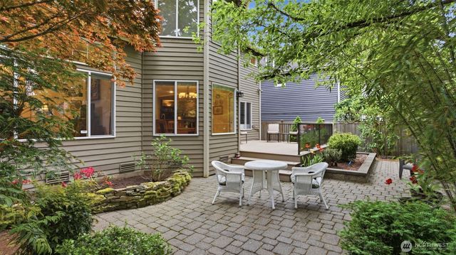 25812 SE 41st Street, Sammamish, WA 98029