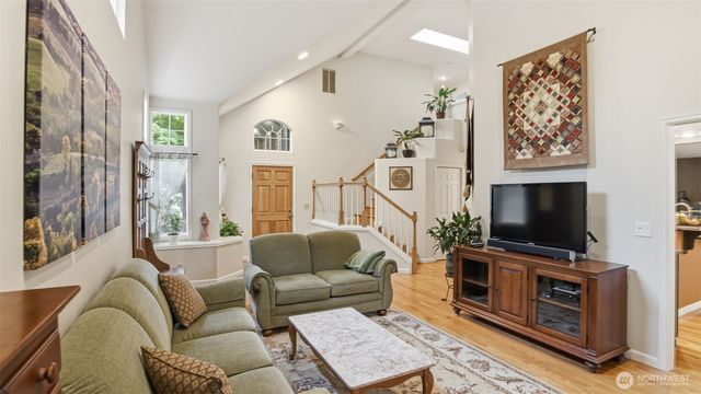 25812 SE 41st Street, Sammamish, WA 98029