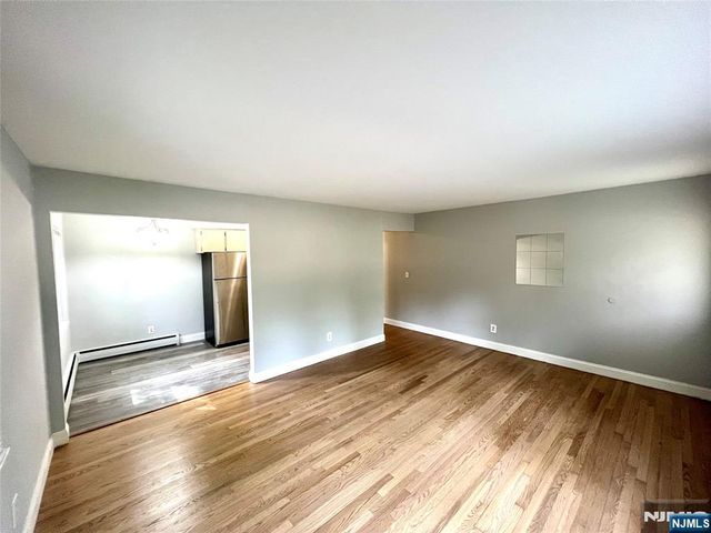 15-1 Spruce Street 15-1, Oakland, NJ 07436