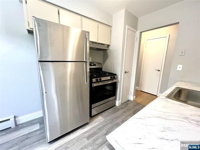 15-1 Spruce Street 15-1, Oakland, NJ 07436