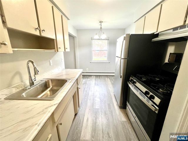 15-1 Spruce Street 15-1, Oakland, NJ 07436