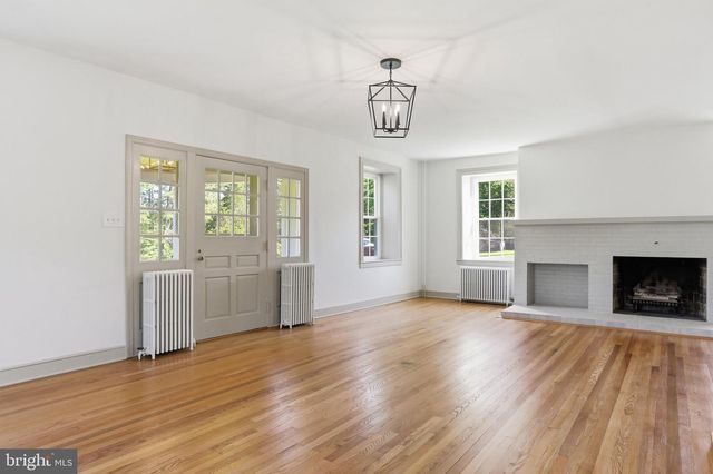 8805 REICHARD RD, Fairplay, MD 21733