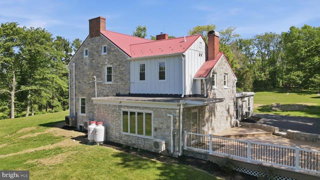 8805 REICHARD RD, Fairplay, MD 21733