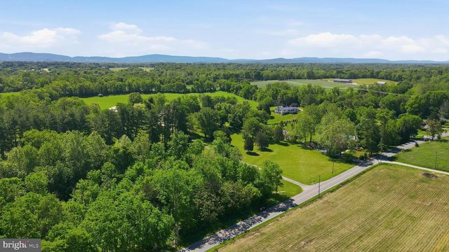 8805 REICHARD RD, Fairplay, MD 21733