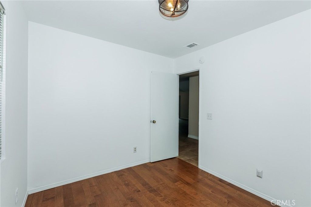 Image 17 of property listing at 2150 S Buena Vista, Corona, CA 92882