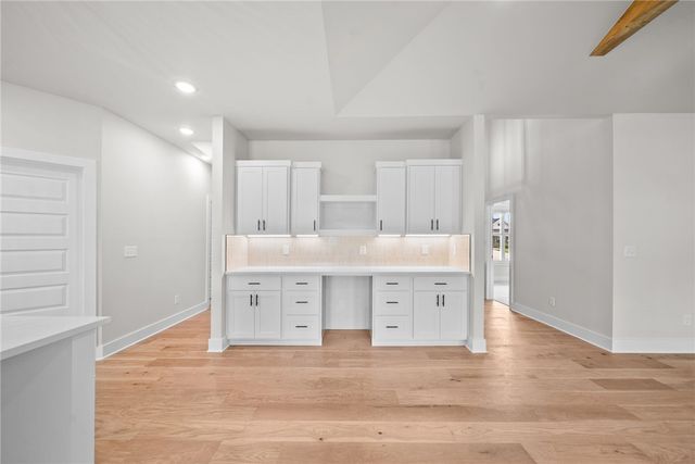 1400 Josephine Drive, Centerton, AR 72719