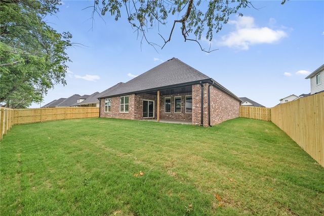 1400 Josephine Drive, Centerton, AR 72719