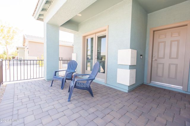 533 W HARWELL Road, Phoenix, AZ 85041