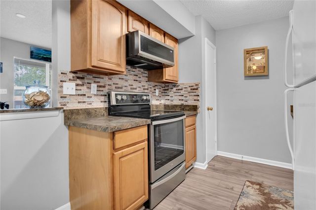 1600 BIG TREE ROAD U6, South Daytona, FL 32119