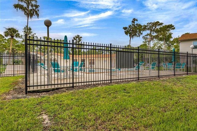 1600 BIG TREE ROAD U6, South Daytona, FL 32119