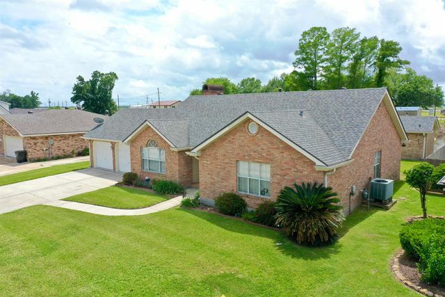 213 Presque Isle Drive, Houma, LA 70360