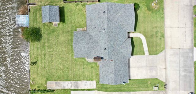 213 Presque Isle Drive, Houma, LA 70360