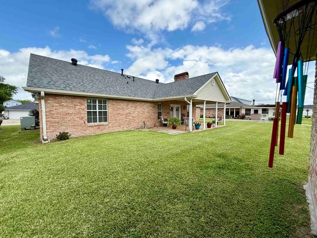 213 Presque Isle Drive, Houma, LA 70360