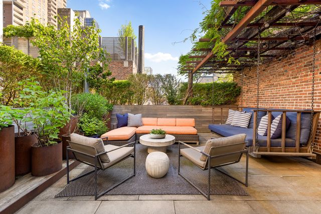 19 JAY Street, New York City, NY 10013