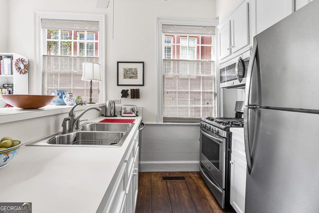 140 Habersham Street, Savannah, GA 31401