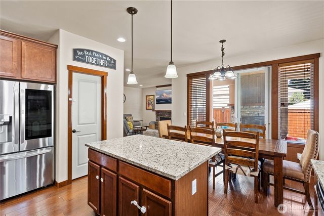 23890 SE 286th Place, Maple Valley, WA 98038