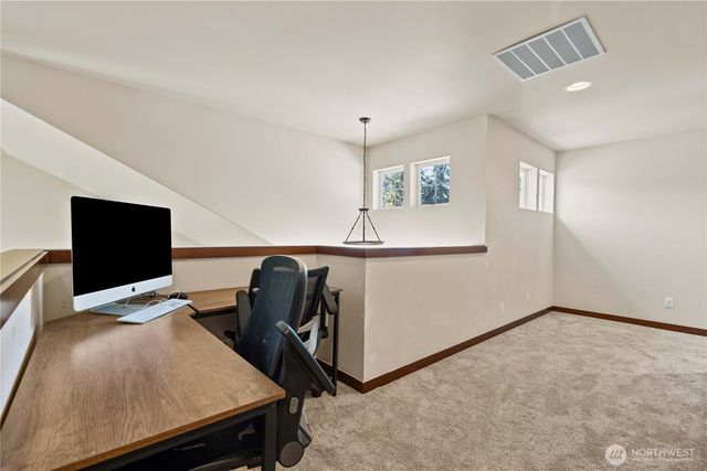 23890 SE 286th Place, Maple Valley, WA 98038