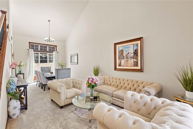 23890 SE 286th Place, Maple Valley, WA 98038