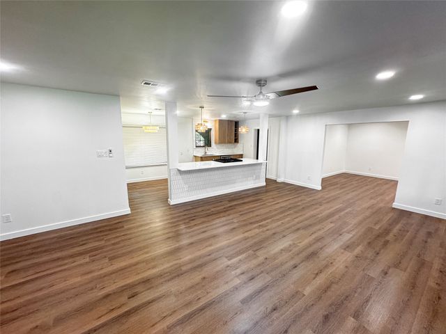 705 Magnolia Street, Denton, TX 76201