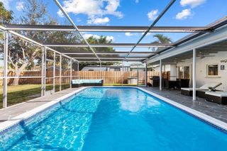 3719 W Park Rd, Hollywood, FL 33021