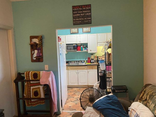 918 N 10th Street, Fort Pierce, FL 34950
