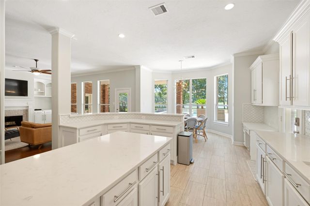 2302 Legends Shore Drive, Spring, TX 77386