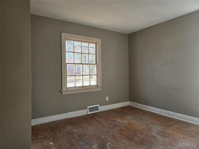 309 Newell Drive, Ferguson, MO 63135