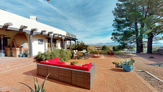 6648 Vista Hermosa, Las Cruces, NM 88007