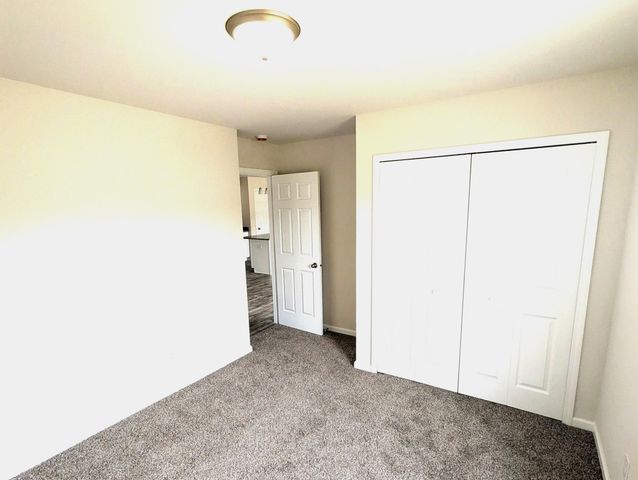 7637 Lafayette Place, Lowell, IN 46356