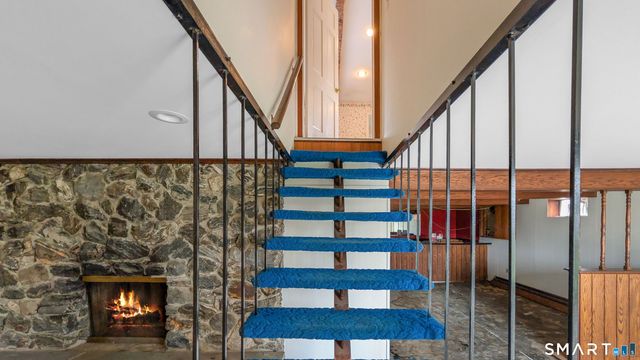 174 Southwest Road, Waterbury, CT 06708