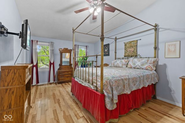 1200 Breaside Court, Greenwood, IN 46143