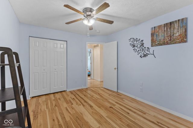 1200 Breaside Court, Greenwood, IN 46143